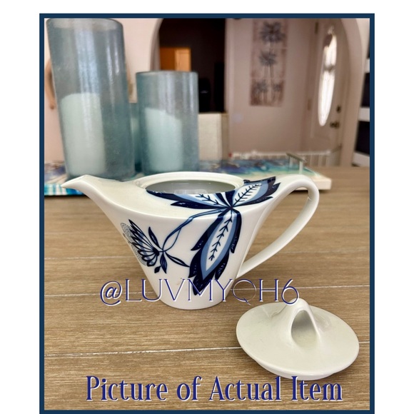 Crate & Barrel Camille Tea Pot - Picture 3 of 4